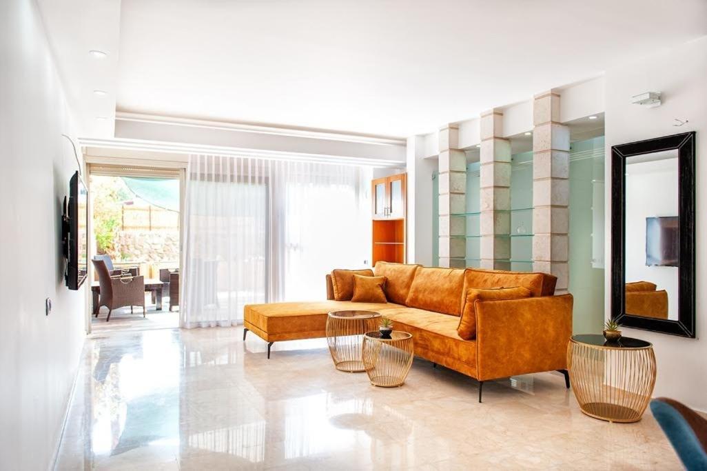 Amdar Luxury Apart Apartment *